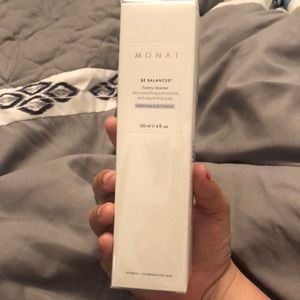 BE BALANCED Foamy Cleanser